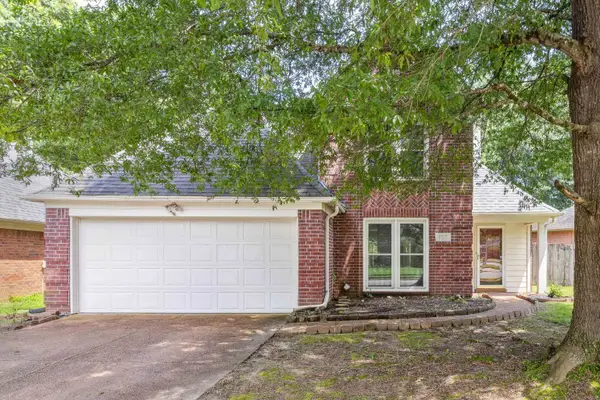 157 DUDNEY MEAD CV, Collierville, TN 38017