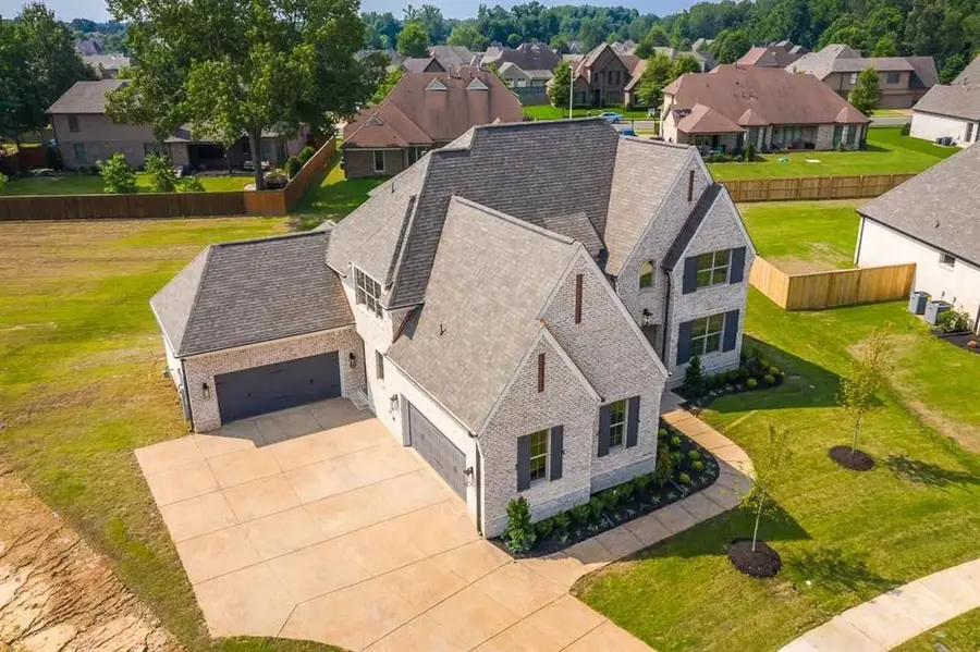 712 E CYPRESS VIEW CIR, Collierville, TN 38017 - Image #3