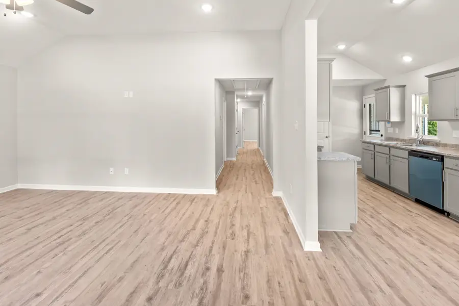 5273 ZODIAC RD, Memphis, TN 38118 - Image #2