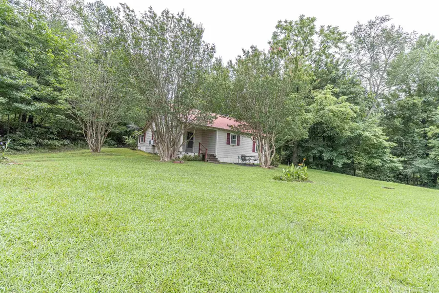 1386B ELVIN WEEKS RD, Bethel Springs, TN 38375 - Image #3