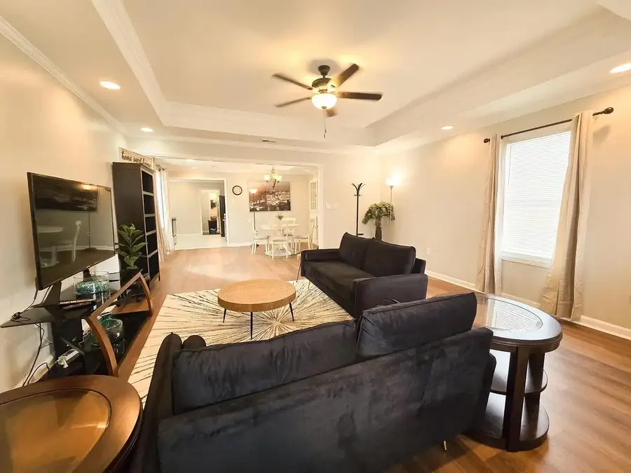 15 S COX ST, Memphis, TN 38104 - Image #2