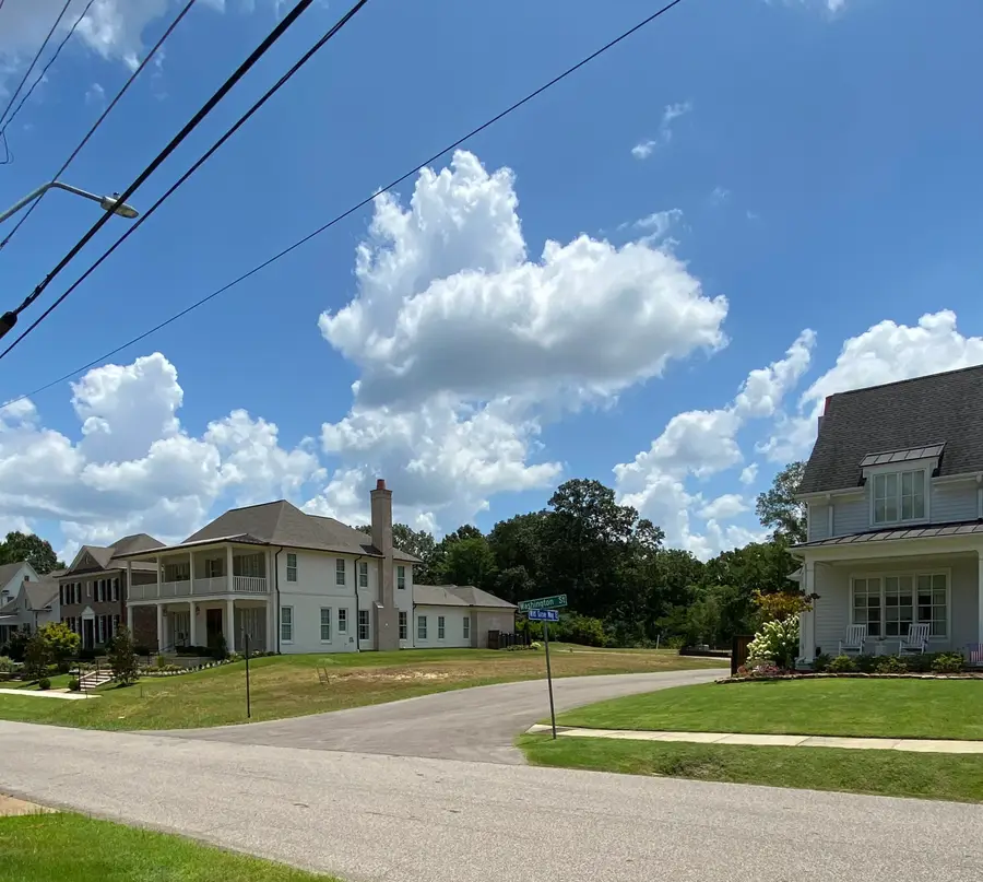 293 WASHINGTON ST, Collierville, TN 38017 - Image #2