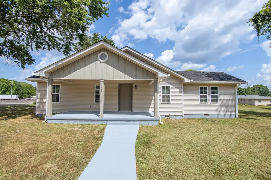 635 HARBERT DR, Savannah, TN 38372-3026 - Image #2