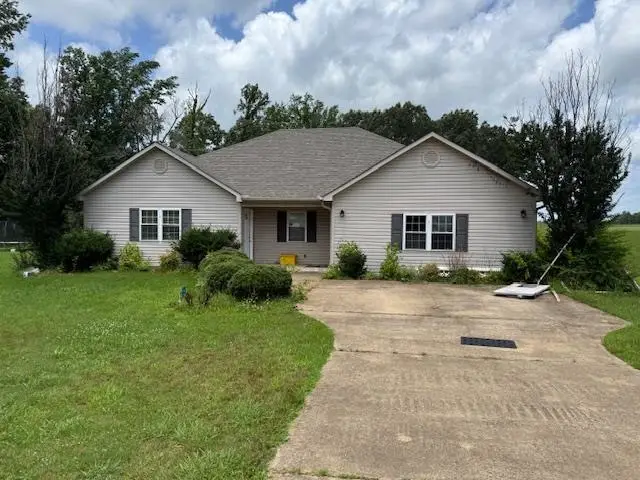 110 FALCON CV, Middleton, TN 38052 - Image #1