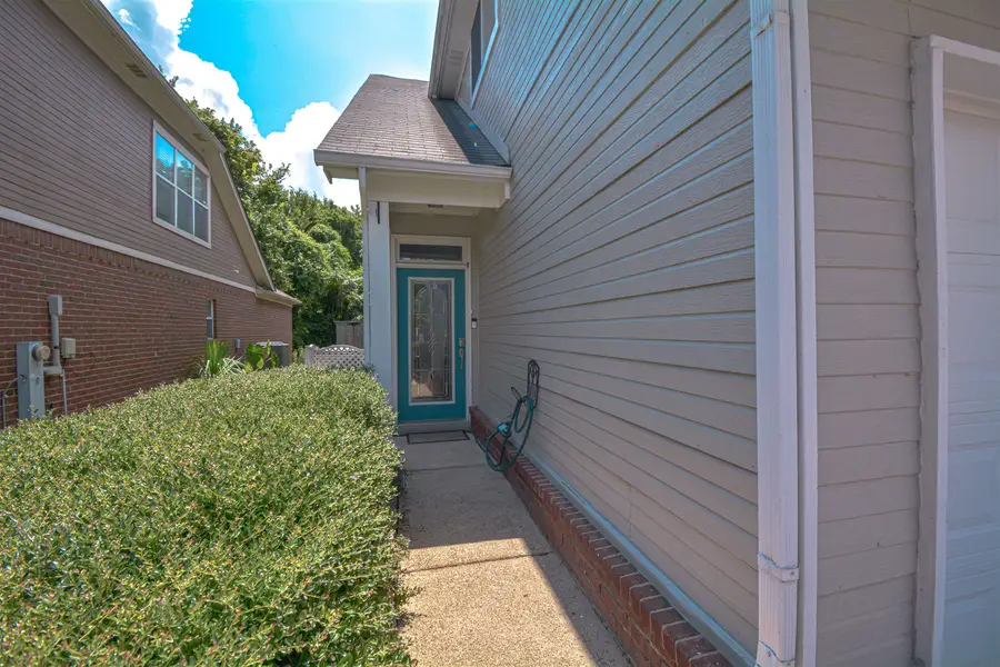 1036 RIVER ISLE CV, Memphis, TN 38103 - Image #2