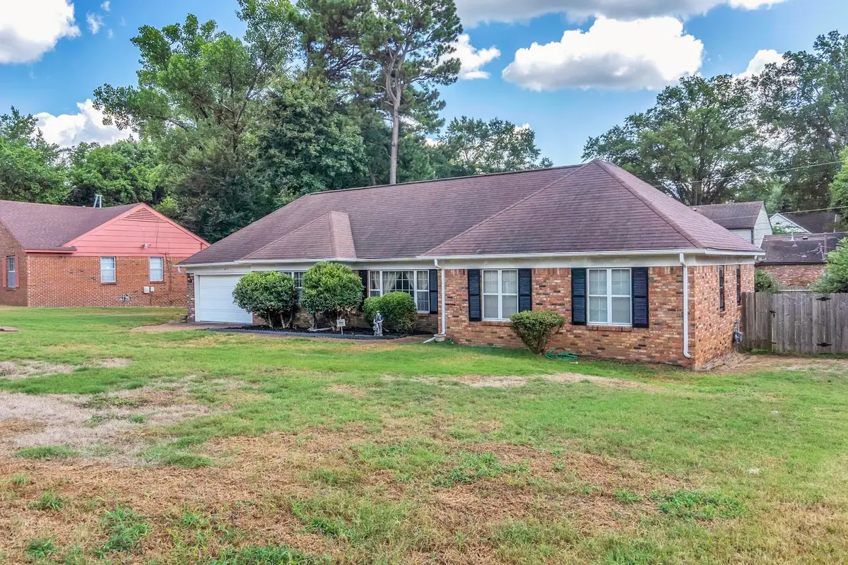 4831 YALE RD, Memphis, TN 38128 - #1