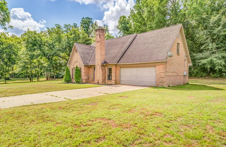 595 HICKORY LN, Millington, TN 38053-4517 - Image #2