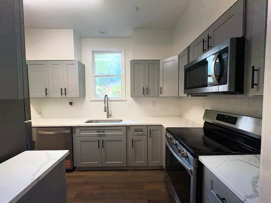 2275 EDGEWOOD CV, Memphis, TN 38104 - Image #2