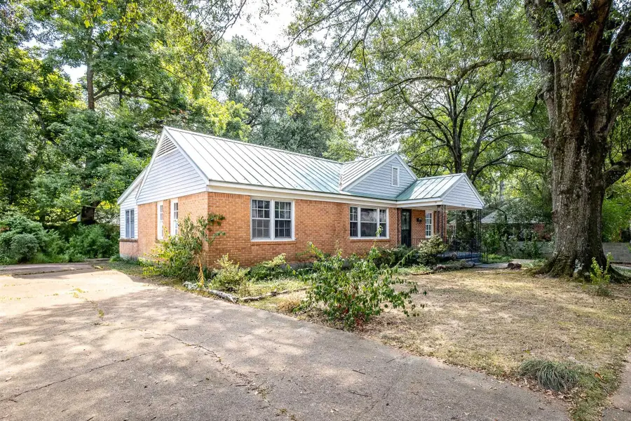 830 COLONIAL RD, Memphis, TN 38117 - Image #2