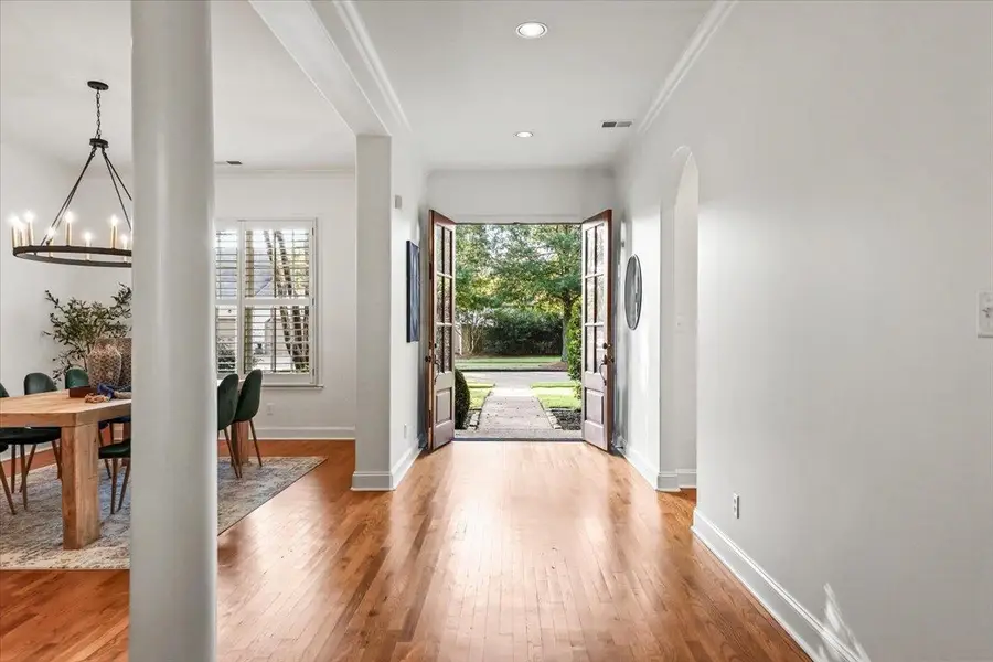 9305 ENCLAVE GREEN LN E, Germantown, TN 38139 - Image #2