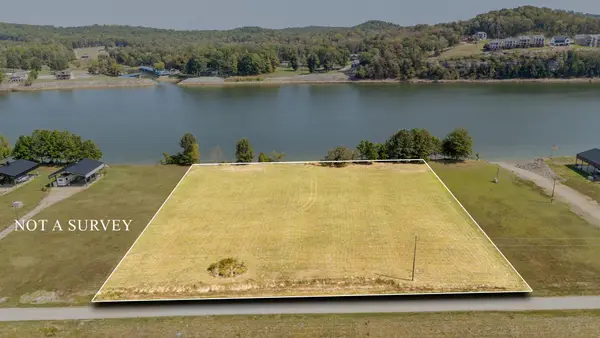 0 DANCING EAGLE LN #LOT 8, Clifton, TN 38325