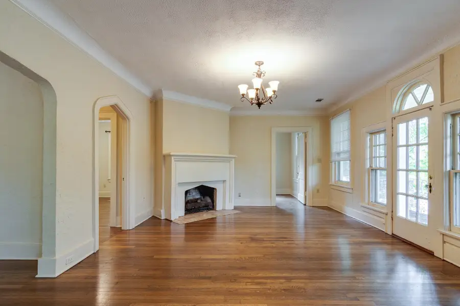 1464 PEABODY AVE, Memphis, TN 38104 - Image #2