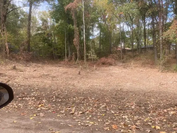 1370 W NORTH DR, Memphis, TN 38109