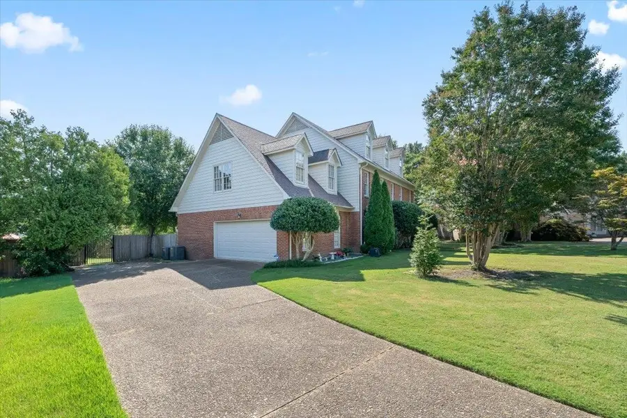 132 PLANTATION GATE CV, Cordova, TN 38018 - Image #3