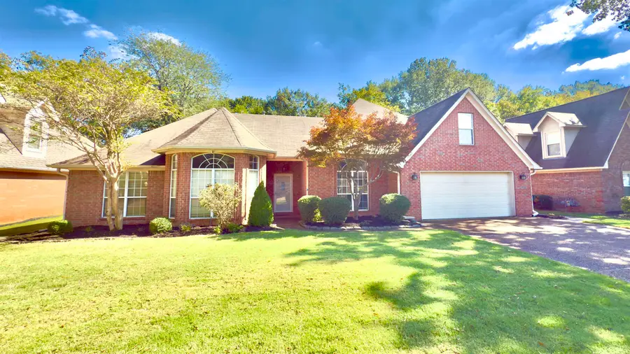 1082 SUGAR LN, Collierville, TN 38017 - Image #2