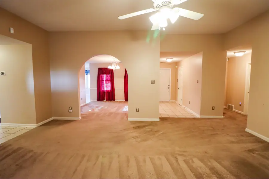 371 BEVERLY DR, Atoka, TN 38004 - Image #3