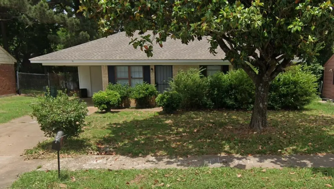 70 W BYFIELD DR, Memphis, TN 38109 - Image #1