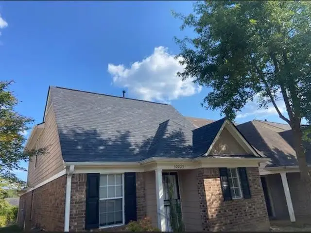 10225 STERLING RIDGE DR, Cordova, TN 38018 - Image #2