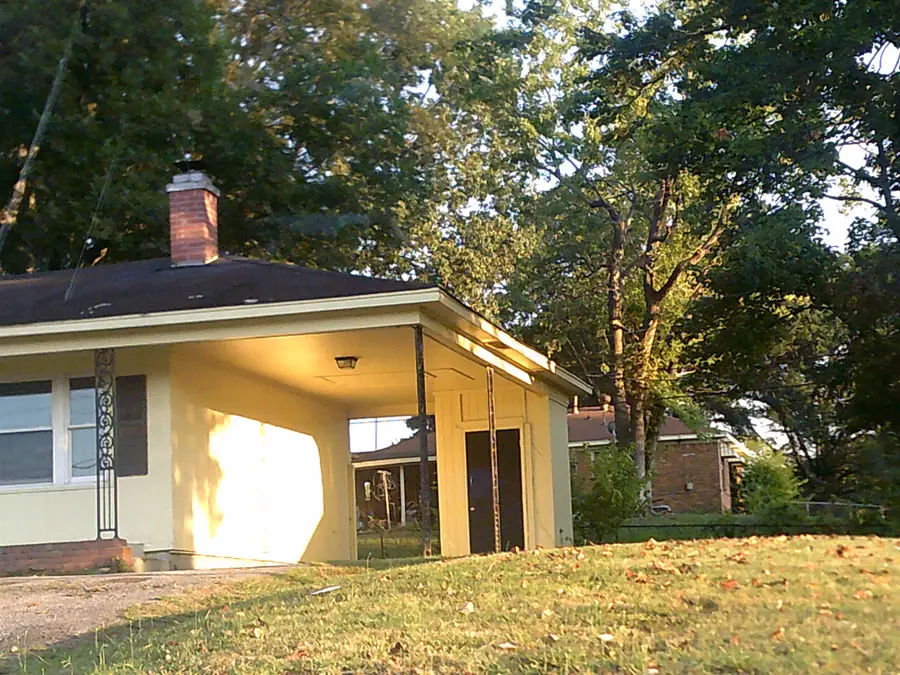 253 E RAINES RD, Memphis, TN 38109 - Image #2