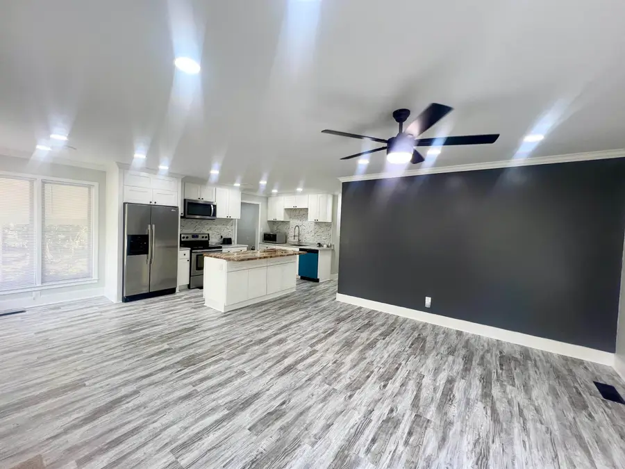 230 S OAK ST, Adamsville, TN 38310 - Image #3