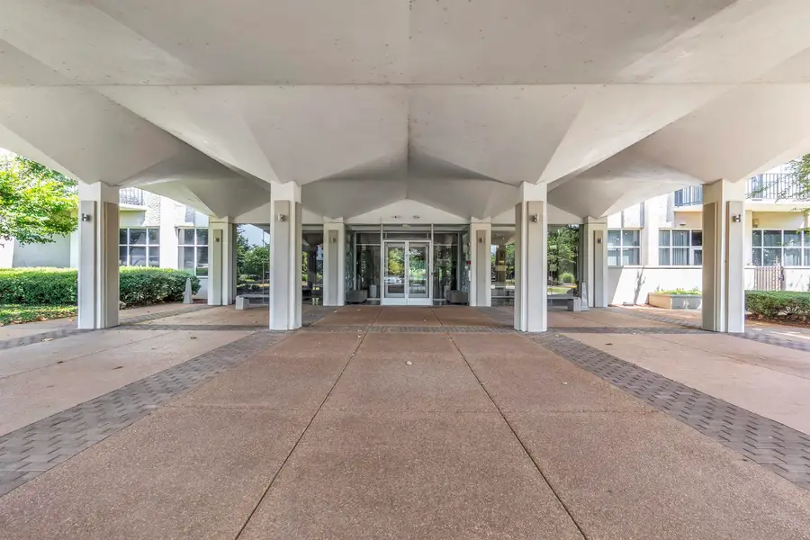 655 RIVERSIDE DR #206, Memphis, TN 38103 - Image #2