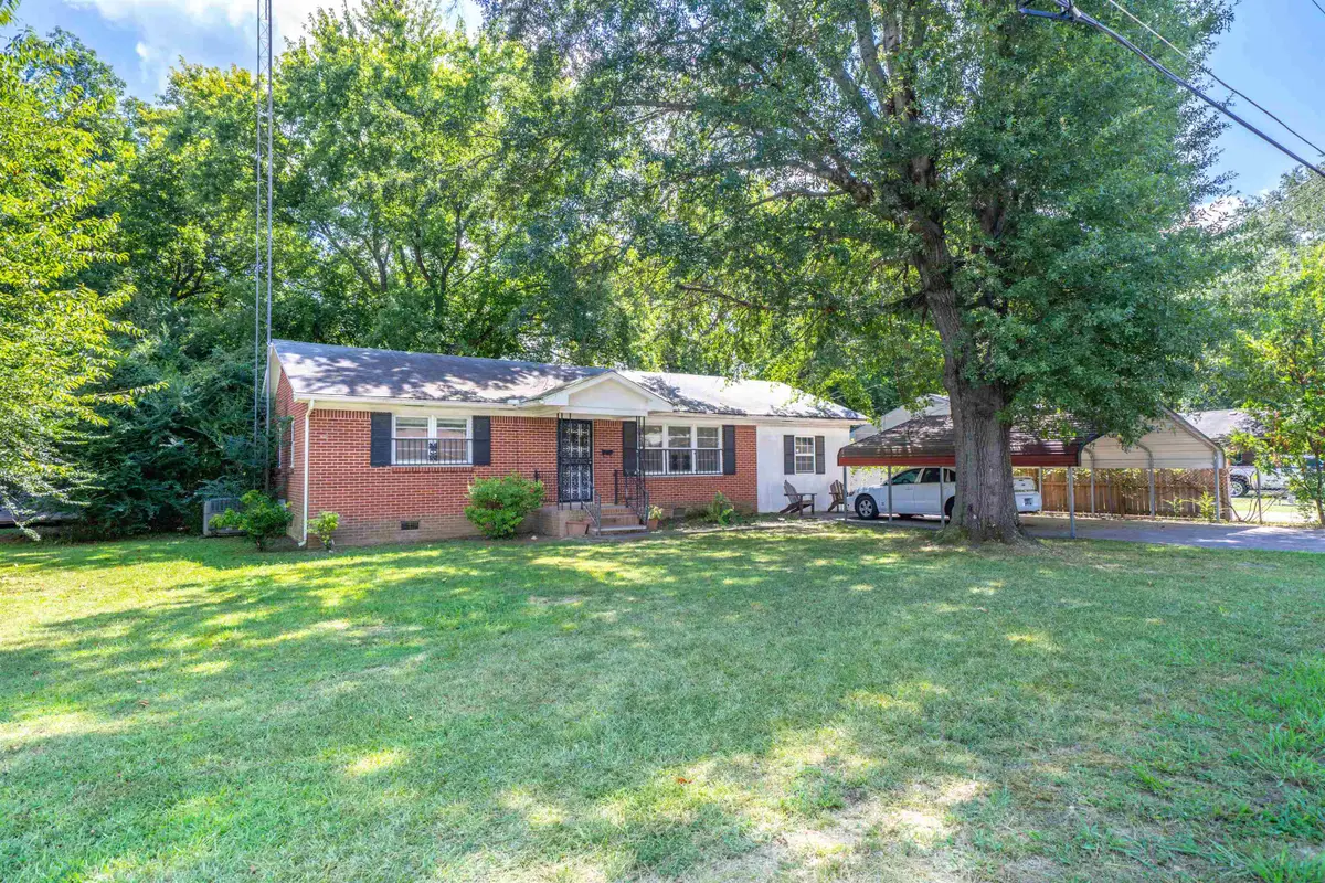 318 CENTRAL ST, Bolivar, TN 38008-1807 - #1