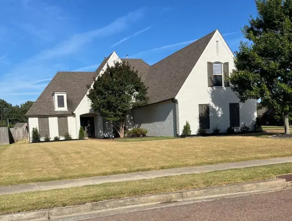 6271 QUEENS COLLEGE DR, Arlington, TN 38002