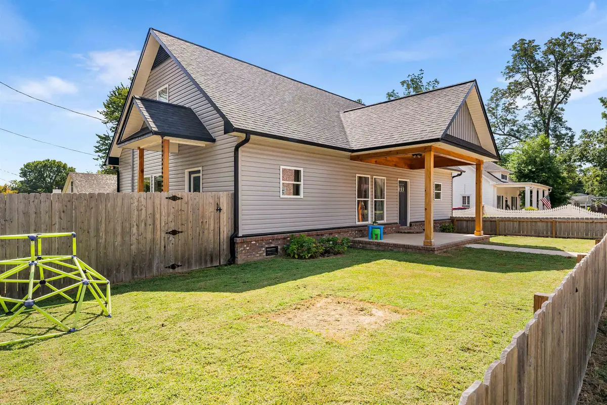 212 TIPTON ST, Covington, TN 38019 - Image #1