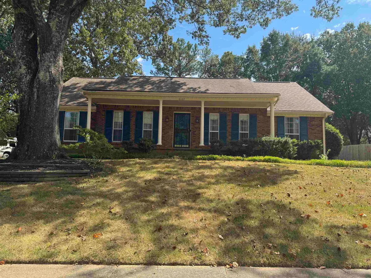 8007 STEVEN FRANKLIN DR, Bartlett, TN 38133 - Image #1