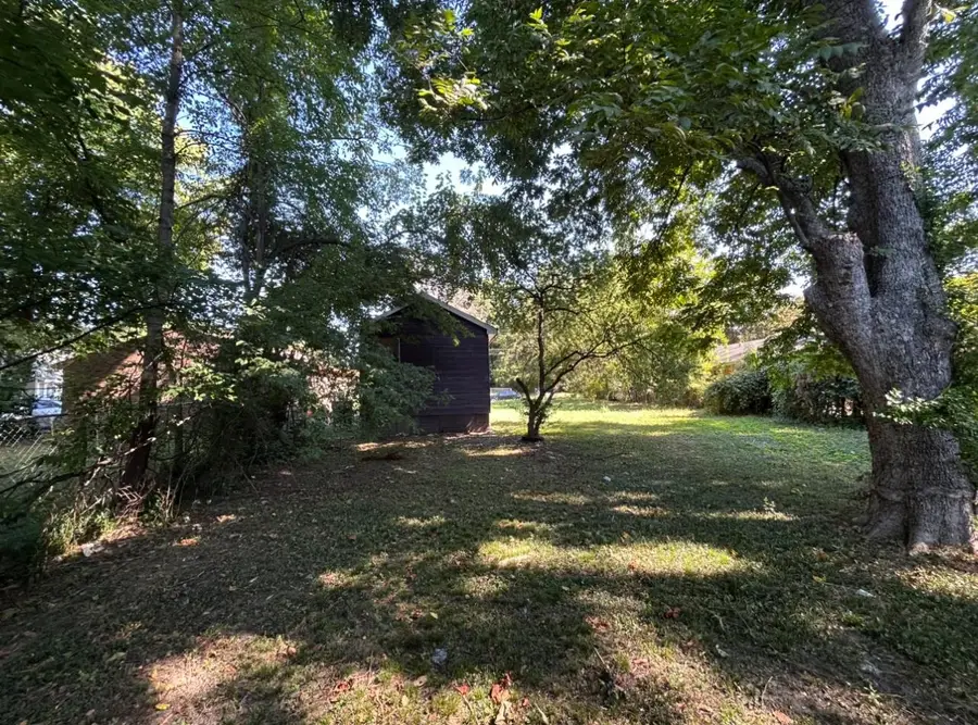 2305 ELDRIDGE AVE, Memphis, TN 38108 - Image #2
