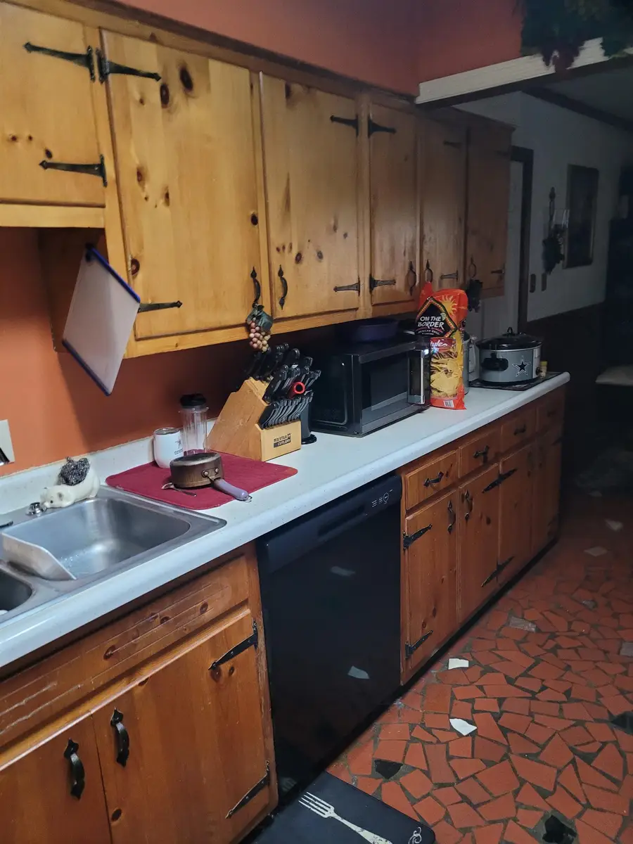 1558 PATTERSON ST, Memphis, TN 38111 - #3