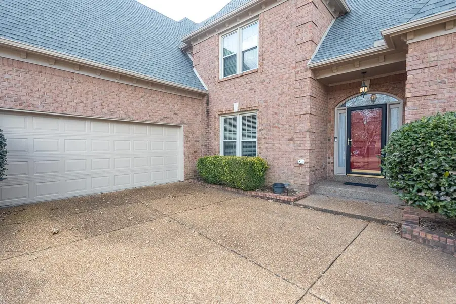 3239 KINDERHILL LN, Germantown, TN 38138 - Image #2