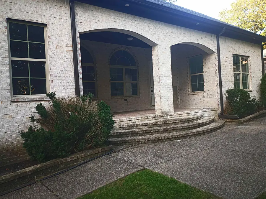 5690 WALNUT GROVE RD, Memphis, TN 38120 - Image #3