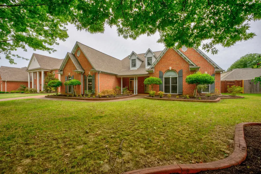 1486 COURTFIELD LN, Collierville, TN 38017 - Image #2
