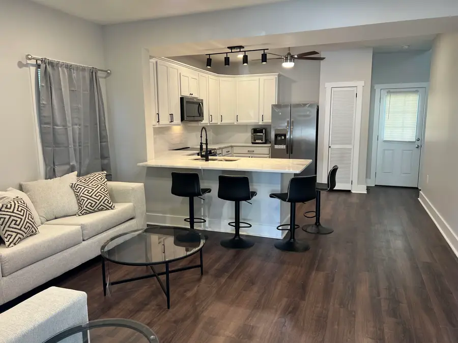 576 N CLAYBROOK ST, Memphis, TN 38104 - Image #2