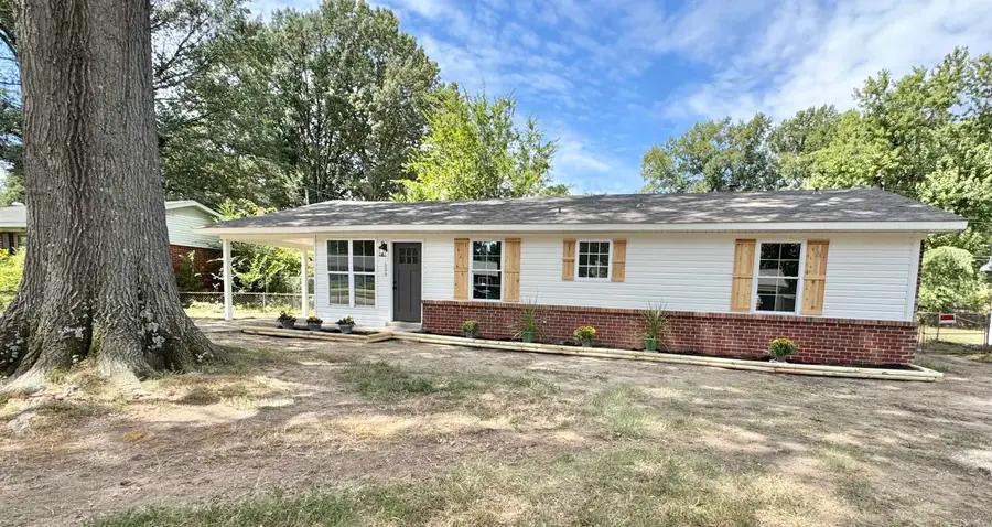 529 FLEDA RD NW, Memphis, TN 38120 - Image #2