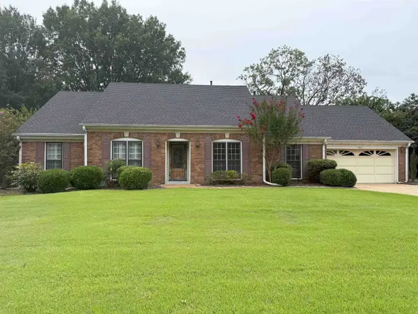 7637 CROSS VILLAGE DR, Germantown, TN 38138