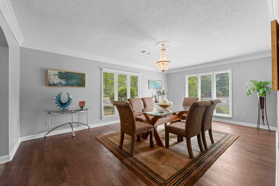 219 N ROSE RD, Memphis, TN 38117 - Image #3