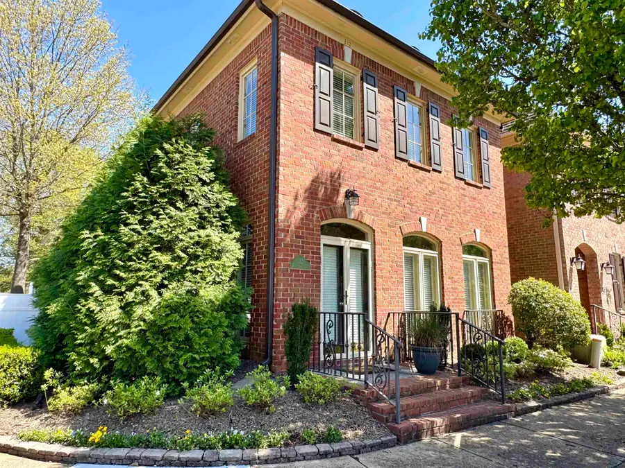 312 STERLING OAKS LN, Collierville, TN 38017 - Image #2