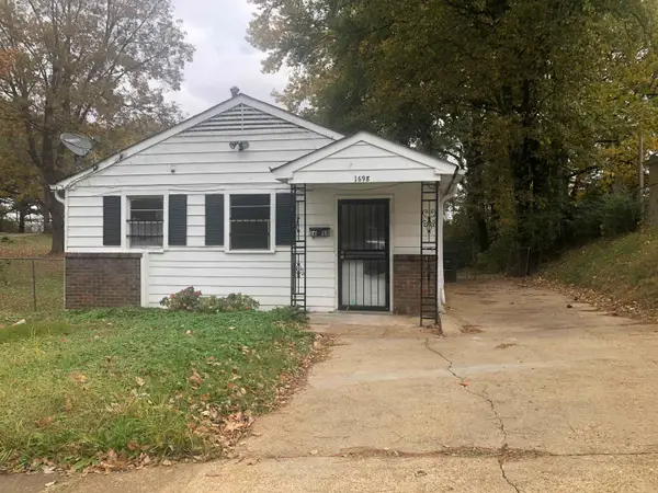 1698 RAYNER ST, Memphis, TN 38106