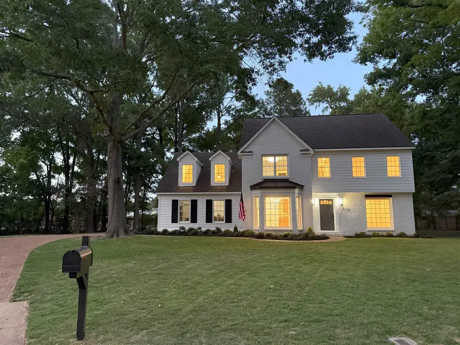 2118 HUNDRED OAKS CV, Germantown, TN 38139 - Image #2