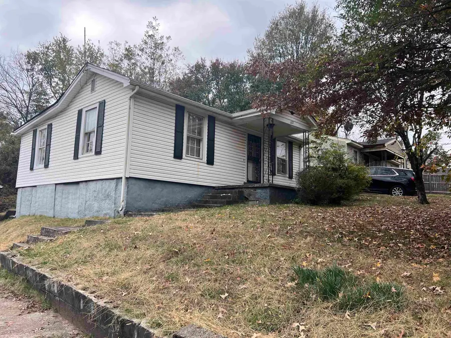 1823 CEDARHURST AVE, Memphis, TN 38127 - Image #3