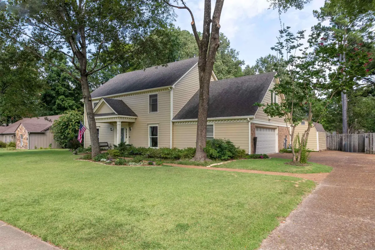 2444 BRACHTON AVE, Germantown, TN 38139 - Image #1