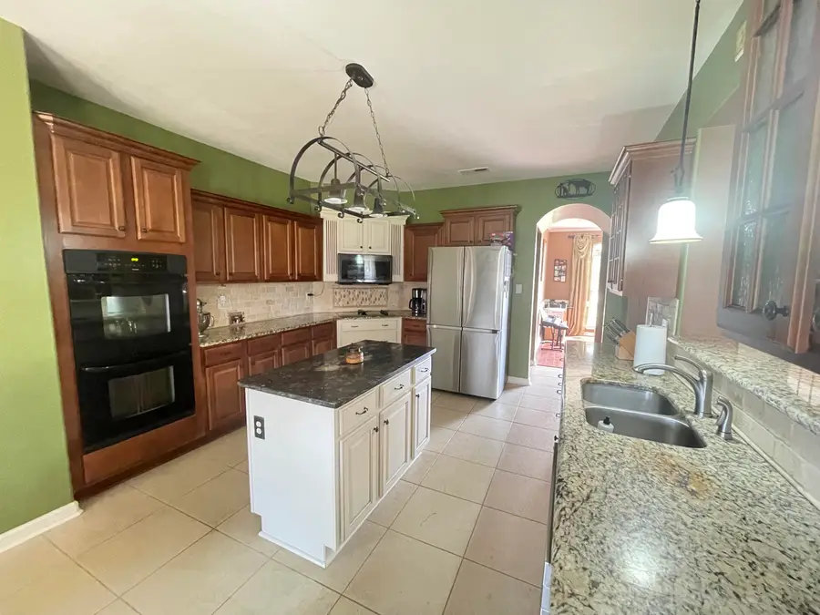 5 NORTHERN LEAF DR, Oakland, TN 38060 - Image #3