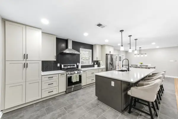 4948 FAIRFIELD CIR, Memphis, TN 38117