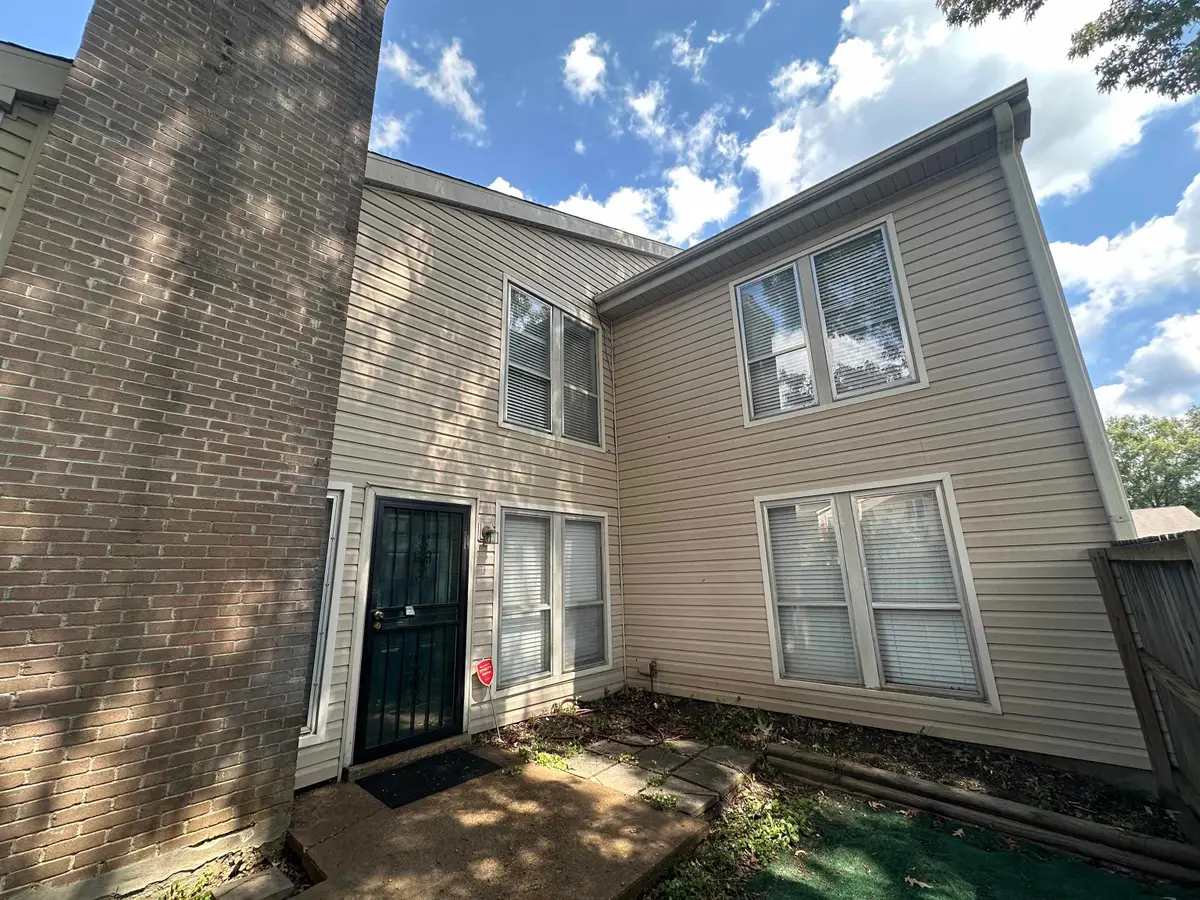 1705 PORT OAK PL, Memphis, TN 38120 - Image #1