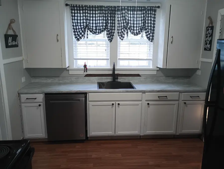 165 COLLEGE ST, Savannah, TN 38372-2078 - Image #3