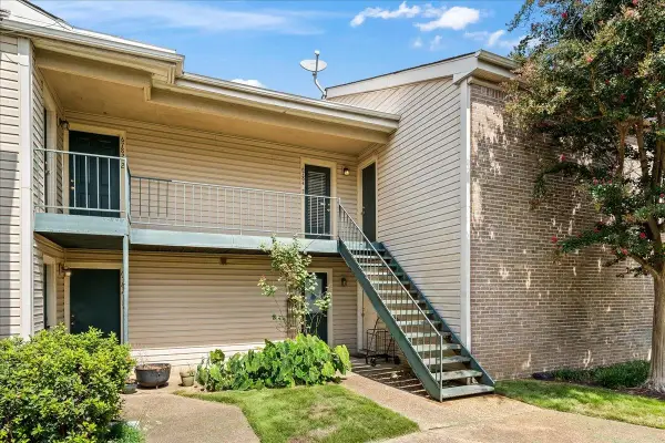 6784 QUAIL HOLLOW CT #2, Memphis, TN 38120