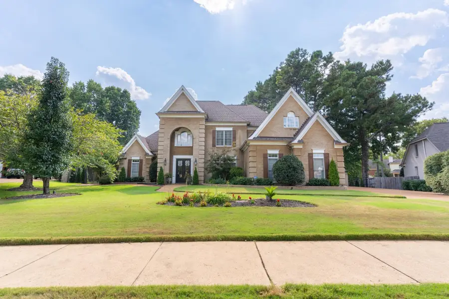 3279 DUKE CIR, Germantown, TN 38139 - Image #2