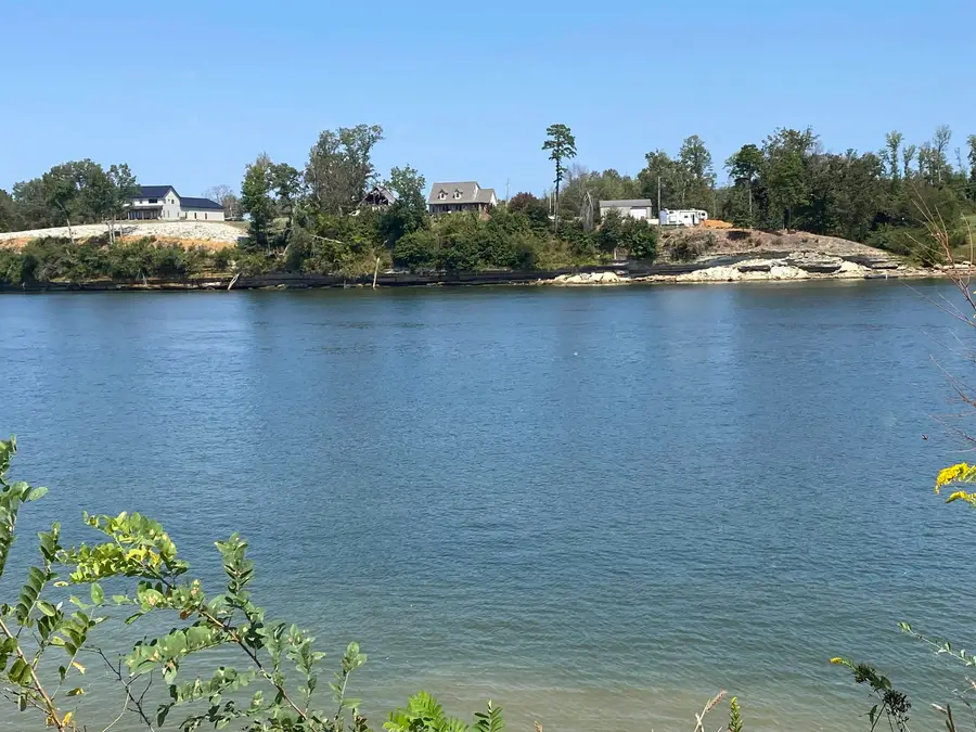 4540 CRAVENS RD, Savannah, TN 38372 - Image #2